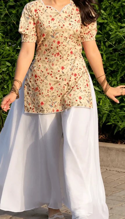 “Urban” Floral Top with Flowy White Palazzo W12 – product view