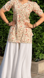 “Urban” Floral Top with Flowy White Palazzo W12 – detail view 4