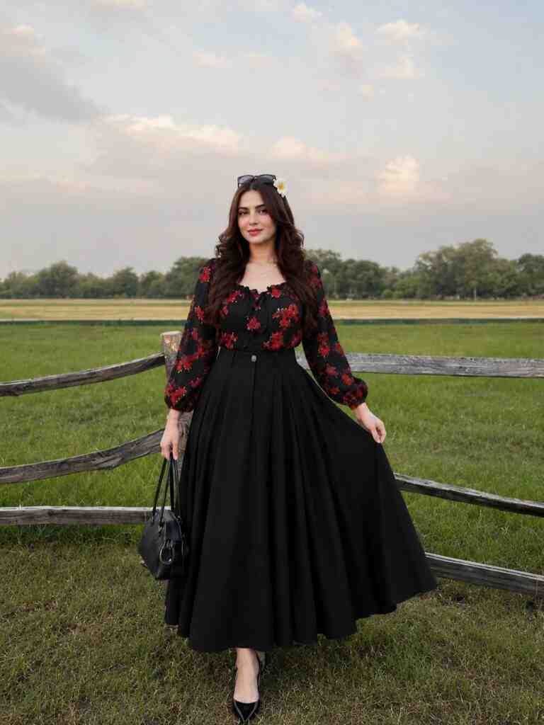 The Amélie Party white women kurti – front view