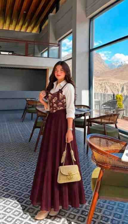 Cocoa Blossom women gown – product view 2
